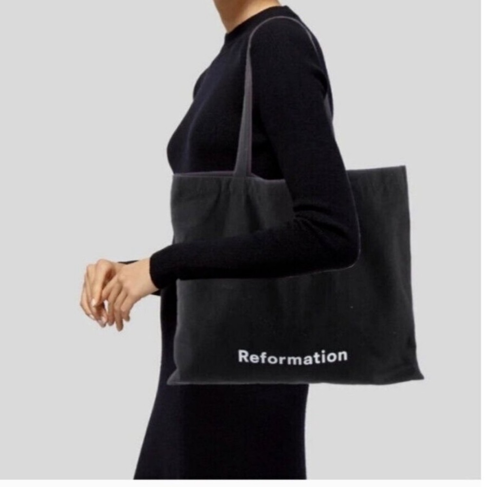 Reformation Classic Black small Carryall tote bag - Picture 3 of 3